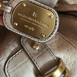 BCBG MAXAZRIA Tan Iridescent Crocodile-Embossed Leather Bag
